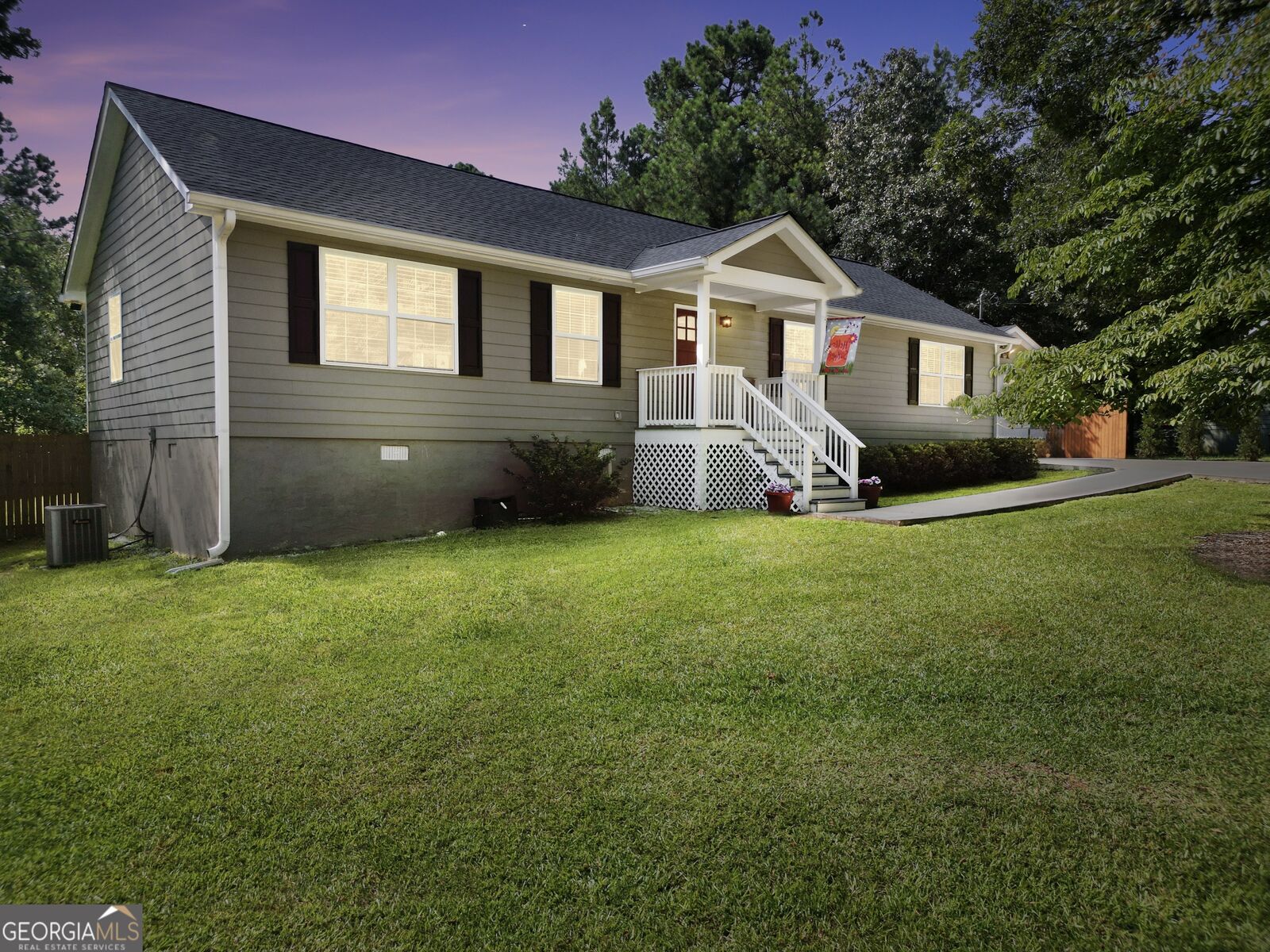 Property Photo:  186 Harbor Drive  GA 31024 