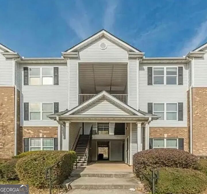 Property Photo: 2204 Waldrop Place GA 30034