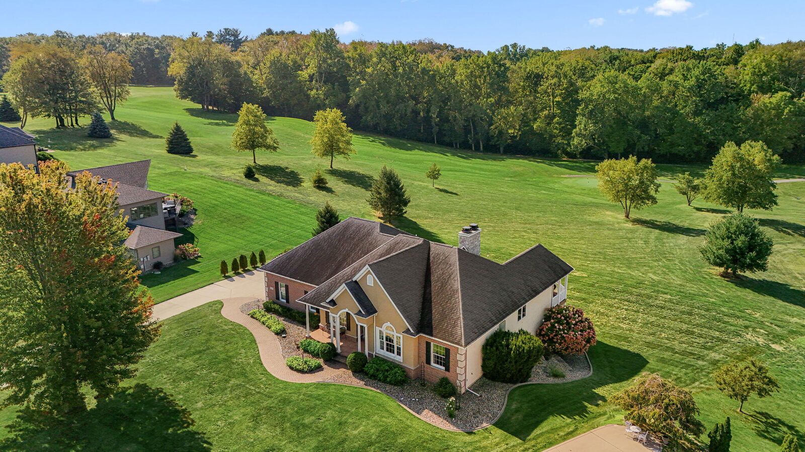 Property Photo:  2688 W Hogan Avenue  IN 46350 
