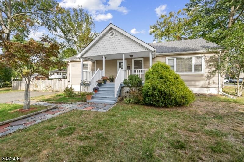 Property Photo:  86 Camden Rd  NJ 07054 