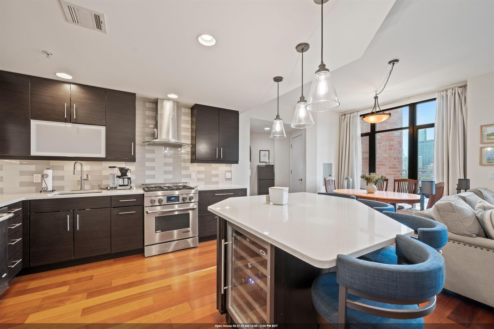 Property Photo:  84 Willow Ave 4B  NJ 07030 