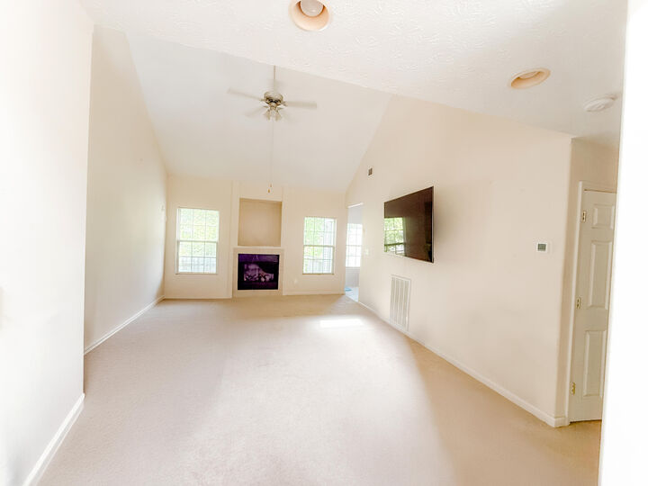 Property Photo:  2513 Sun Seeker Court  KY 40503