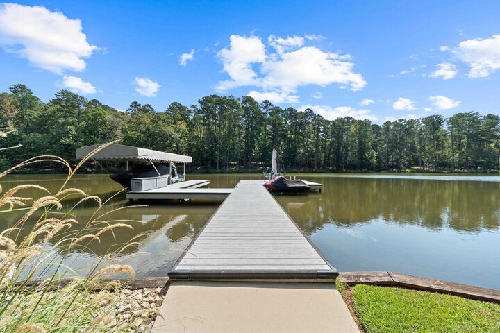 Property Photo: 1341 Granite Cove Drive GA 30642