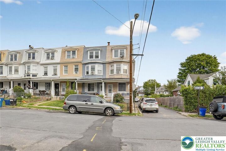 1431 Lehigh Street  Easton PA 18042 photo