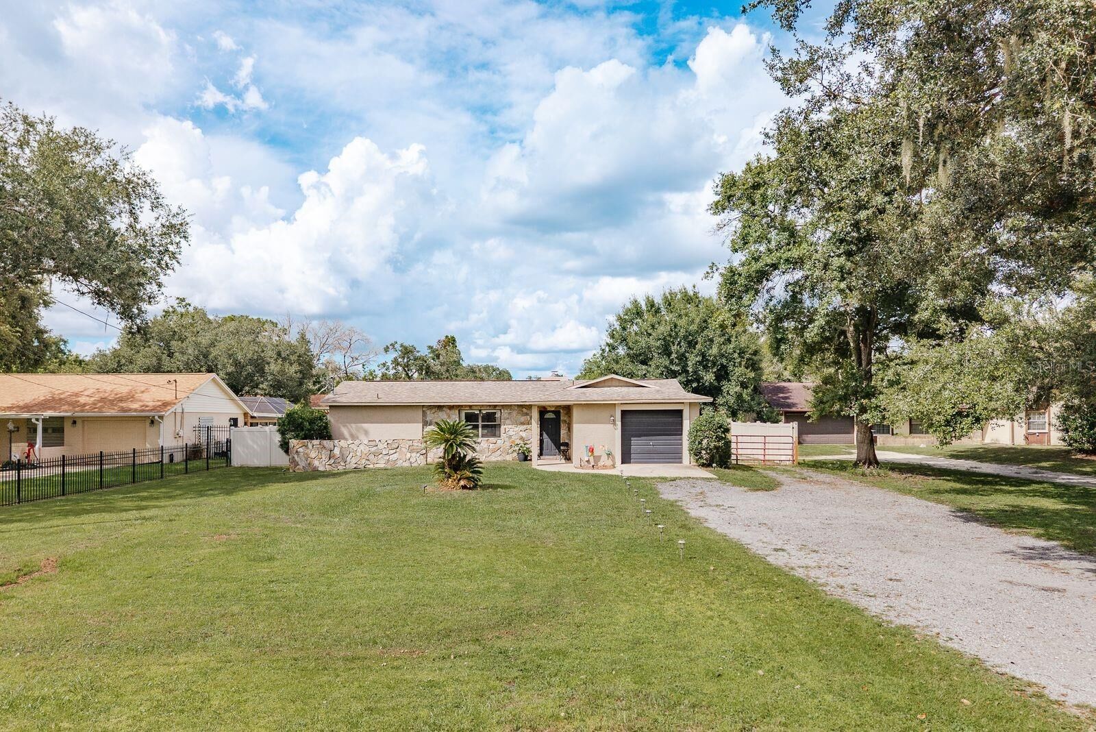 Property Photo:  11124 Church Drive  FL 33578 