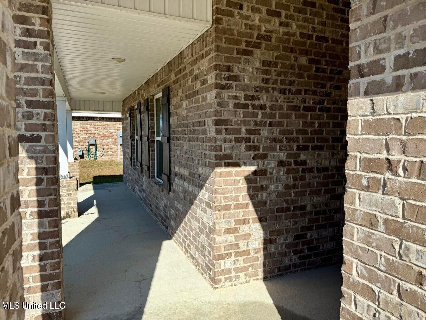 Property Photo:  1091 Enclave Circle  MS 39560 