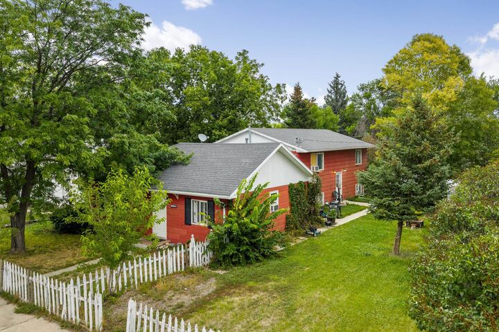 Property Photo:  1010 N 7th Street  SD 57701 