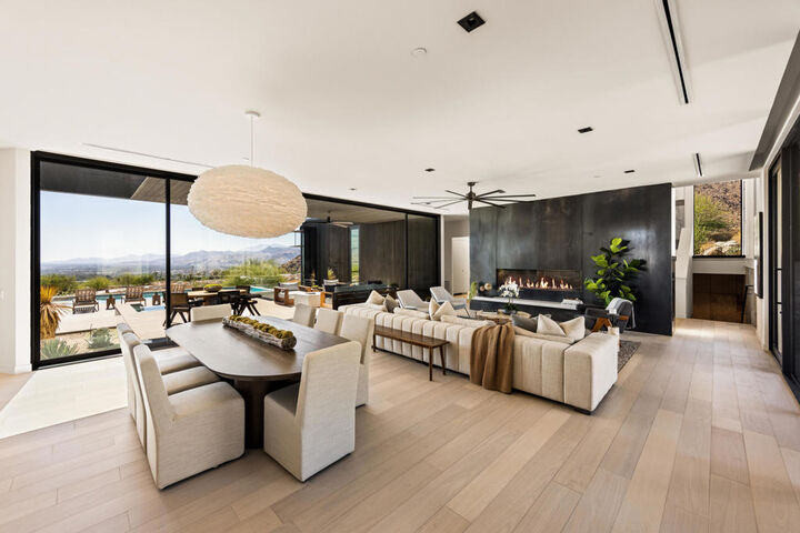 Property Photo:  2085 Desert Flower Court  CA 92262 