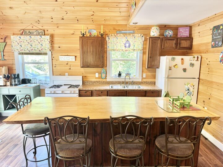 Property Photo:  11 Birch Hill Road  ME 04634 