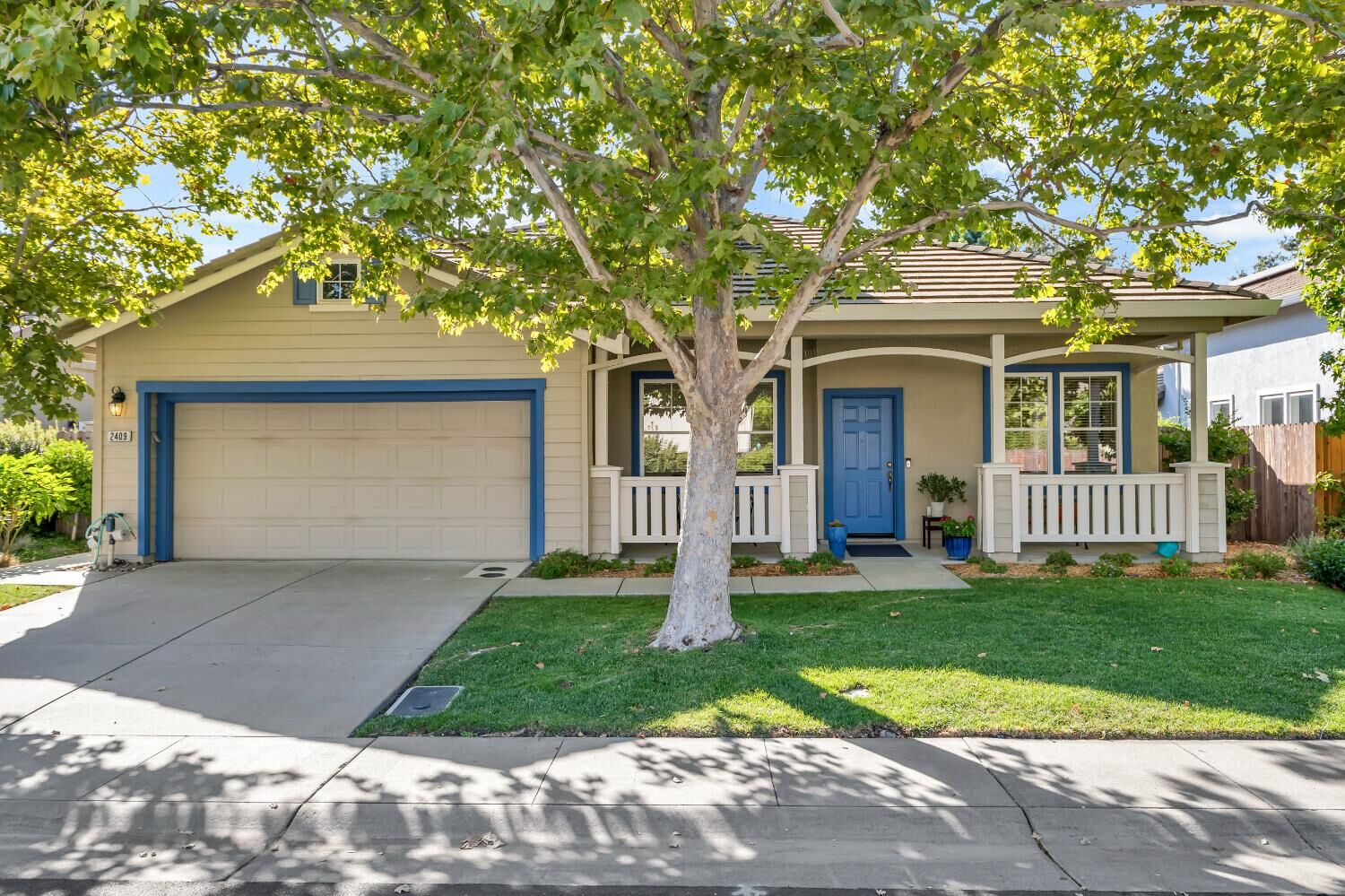Property Photo:  2409 Hepworth Drive  CA 95618 