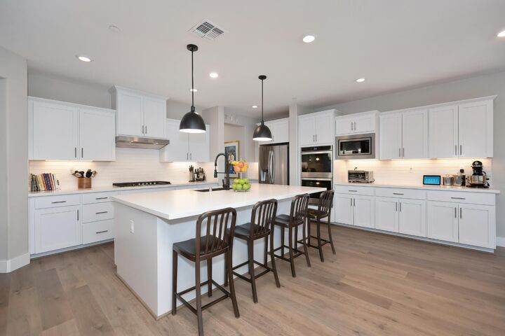 Property Photo:  400 Meadow Bloom Court  CA 95747 