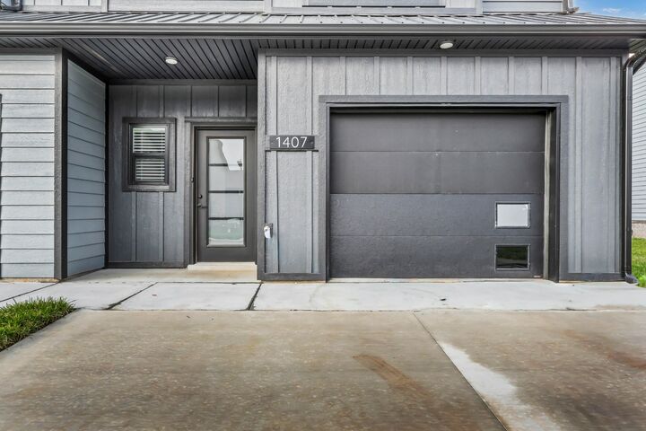 Property Photo: 1407 Jonathan Wade Circle TN 37043