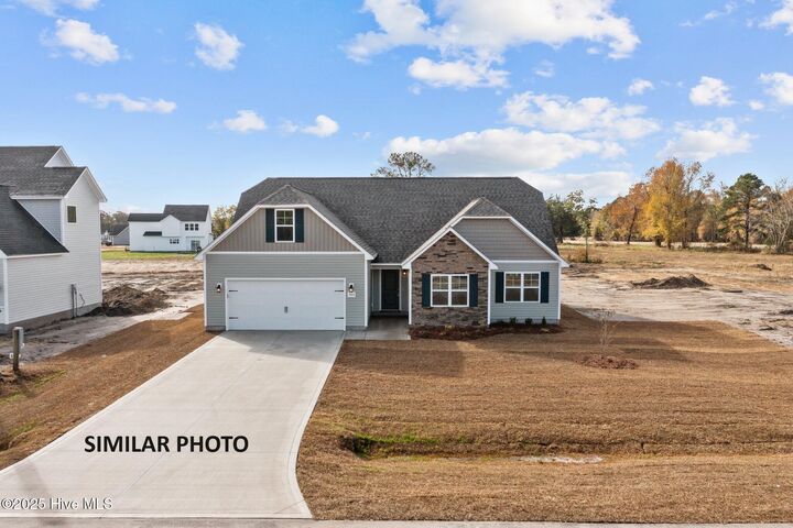 Property Photo: 402 Windermere Road NC 28539