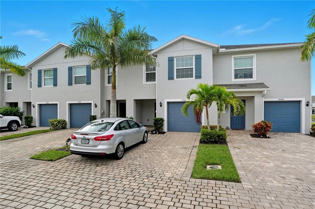 Property Photo:  15368 Wildflower Cir  FL 34119 