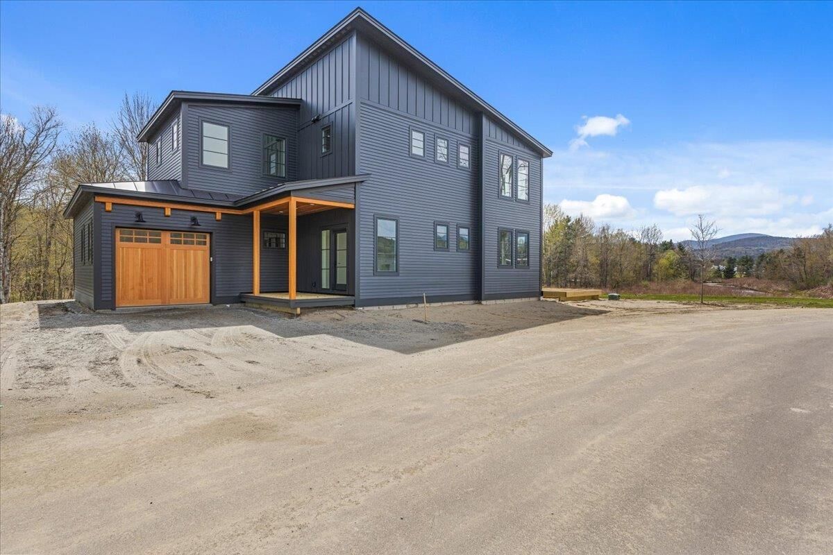 Property Photo:  24 River'S Edge Lane  VT 05672 