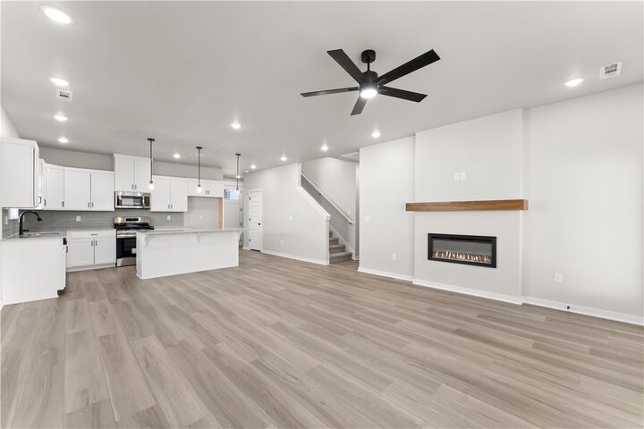 Property Photo: 5907 SW Chiefs Avenue AR 72713