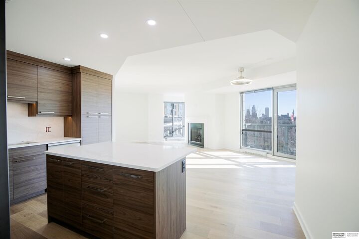 Property Photo: 200 S 31st Avenue 4209 NE 68131