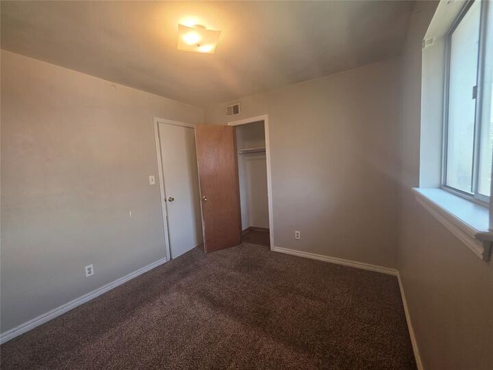 Property Photo:  4725 Woodview Drive  OK 73115 