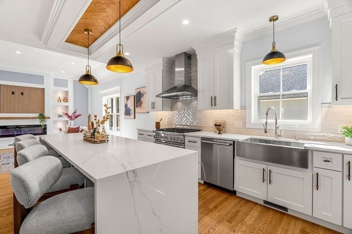 Property Photo:  5A Francis Wyman Road  MA 01803 
