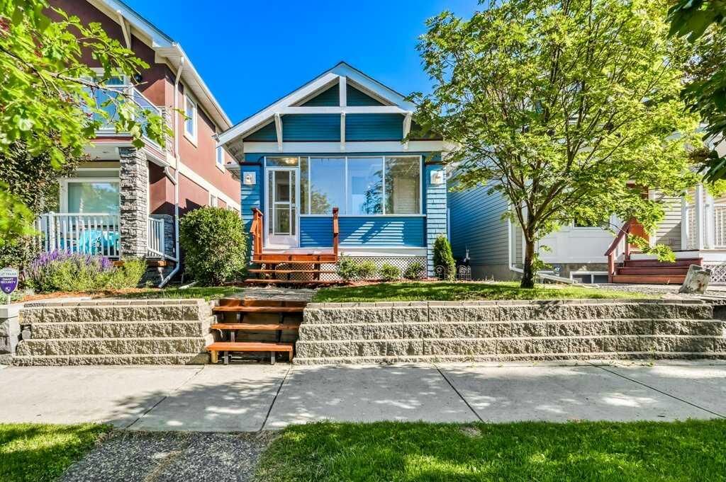 Property Photo:  322 9 Avenue NE  AB T2P 3E4 
