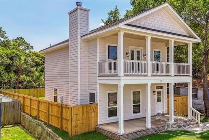 Property Photo:  971 W Romana  FL 32502 