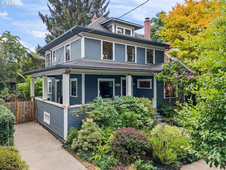 1124 SE Malden St  Portland OR 97202 photo