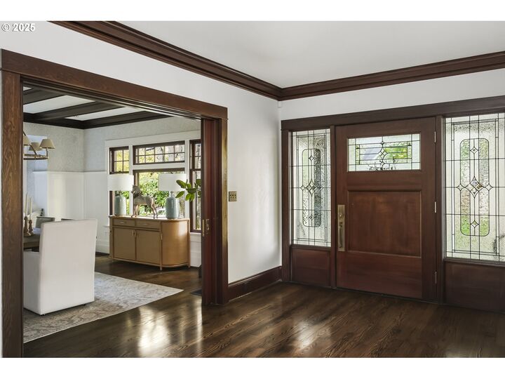 Property Photo: 2509 NE 18th Ave OR 97212