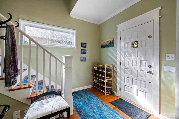 Property Photo: 1025 N Oakes Street WA 98406