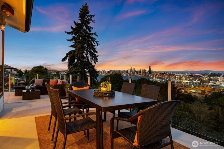 2742  36th Avenue SW  Seattle WA 98126 photo