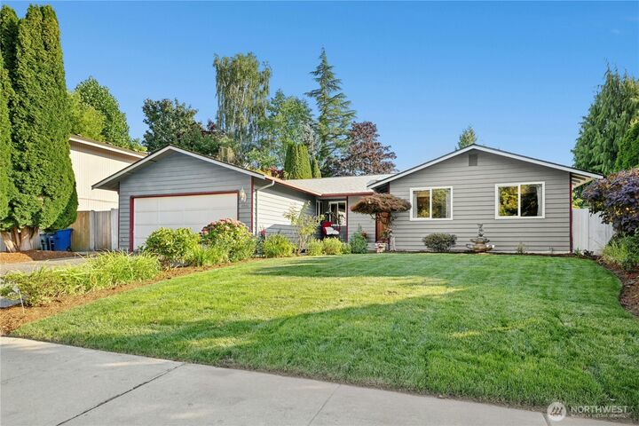 Property Photo:  4906  150th Place SW  WA 98026 