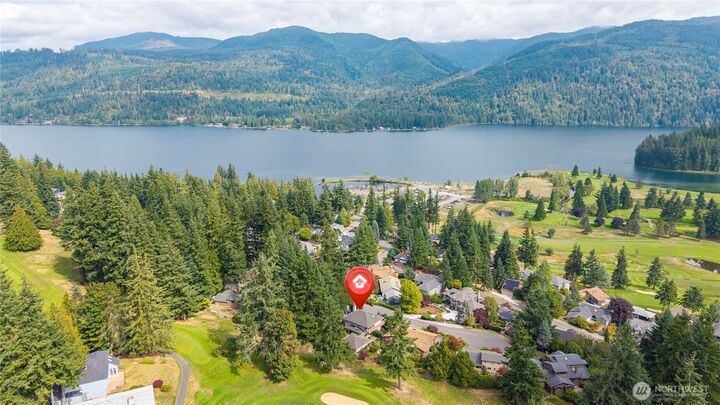 Property Photo:  10  Birdie Lane  WA 98229 