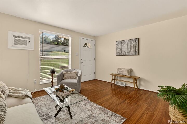 Property Photo:  5846 S Pearl Street  CO 80121 