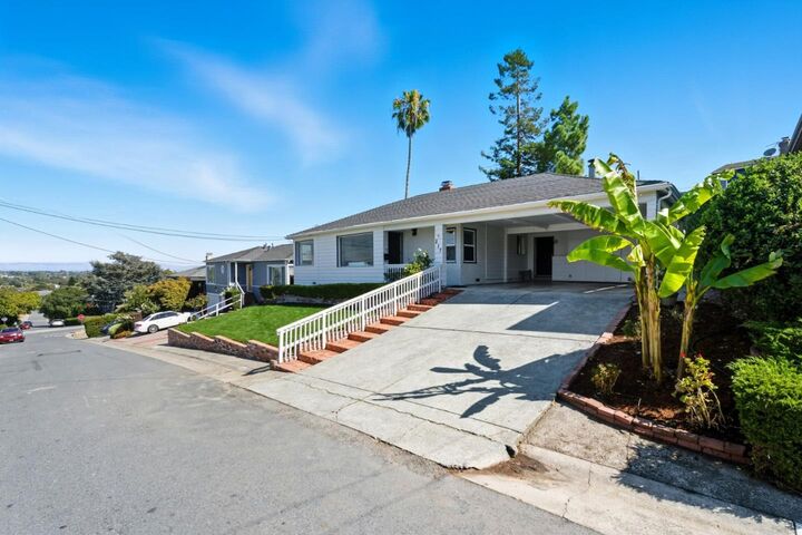 Property Photo:  217 West 40th Avenue  CA 94403 