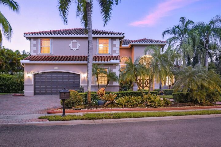 Property Photo:  15998 SW 3rd St  FL 33027 