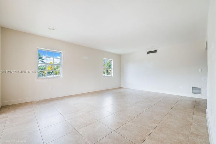 Property Photo:  1265 S Alhambra Cir  FL 33146 