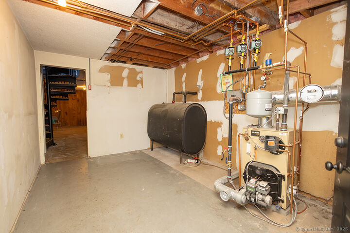 Property Photo:  78 South Eagle Street  CT 06786 