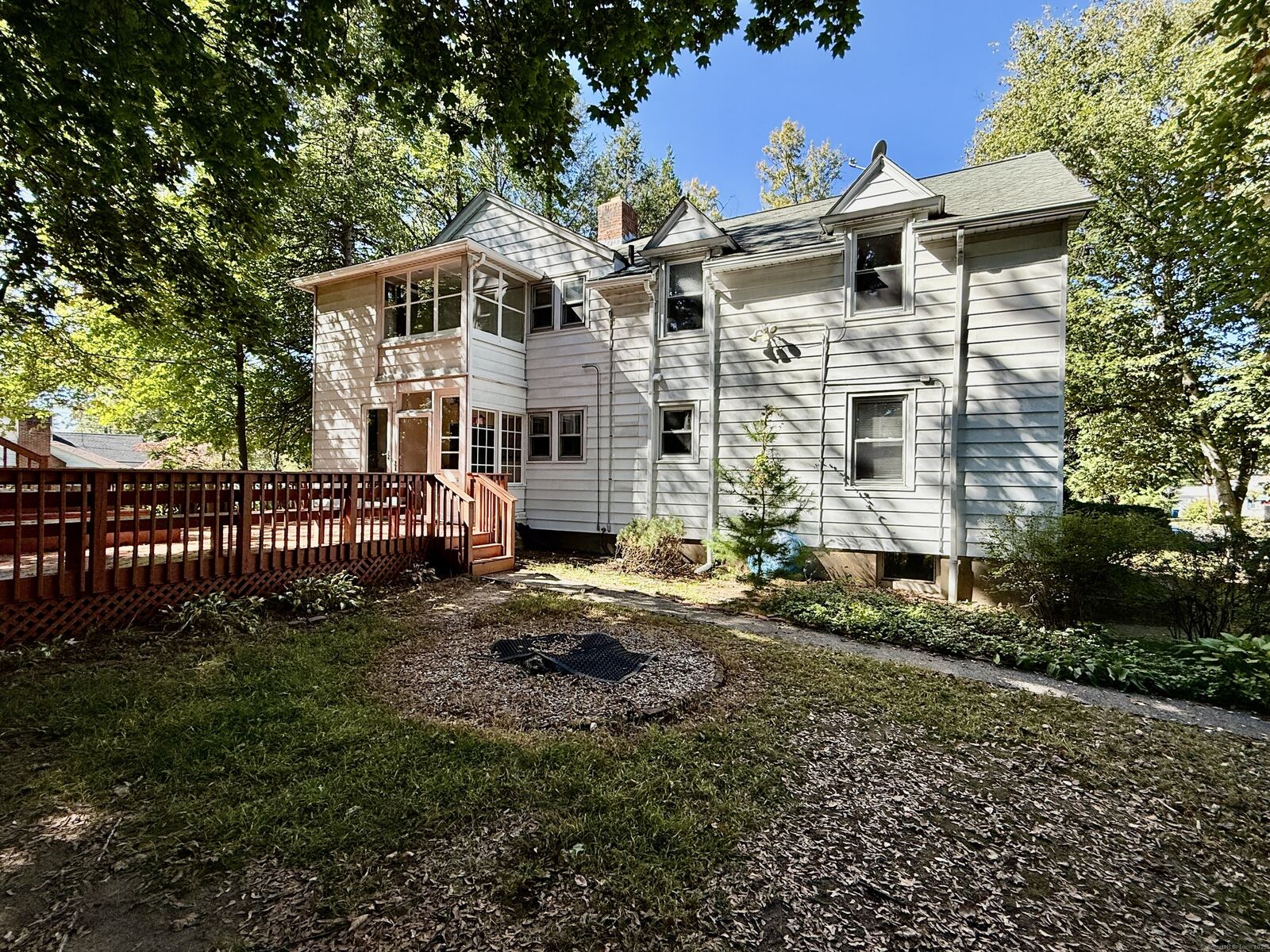 Property Photo:  322 Deerfield Road  CT 06095 