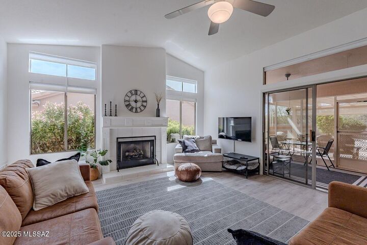 36526 S Wind Crest Drive  Tucson AZ 85739 photo