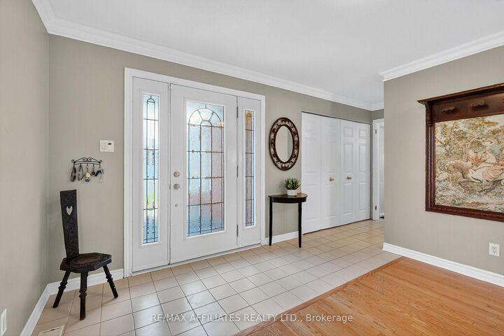Property Photo:  560 Falwyn Crescent  ON K4A 2A4 