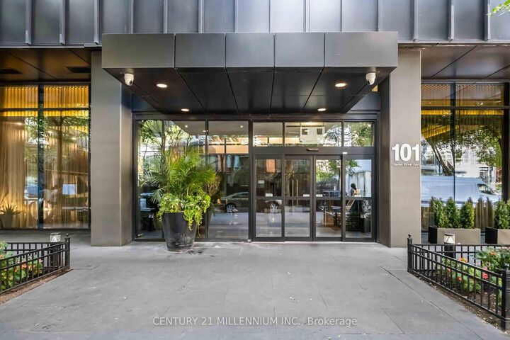 Photo de la propriété:  101 Charles Street E 1006  ON M4Y 0A9