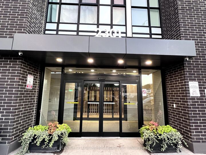 Property Photo:  2301 Danforth Avenue 502  ON M4C 1K5 