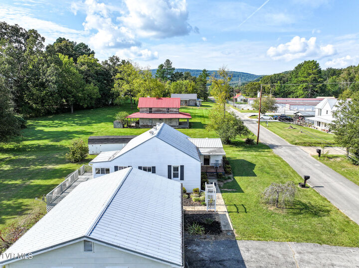 Property Photo: 1489 Baileyton Main Street TN 37745