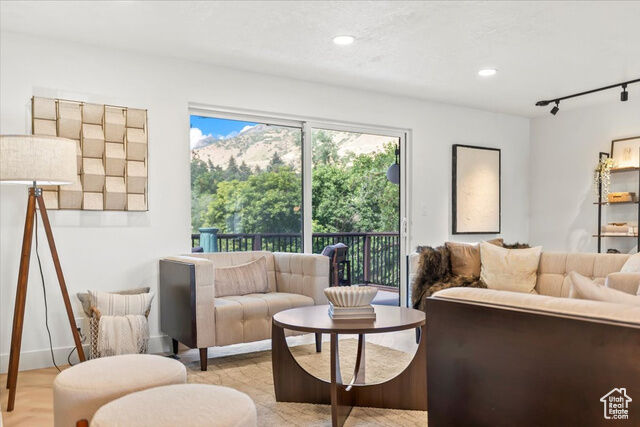Property Photo: 1351 E 400 S UT 84037