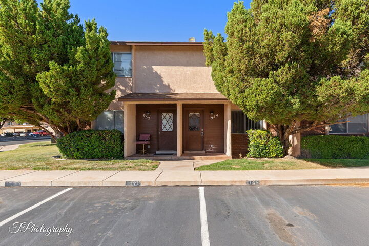 Property Photo:  954 N 1725 W #32  UT 84770 