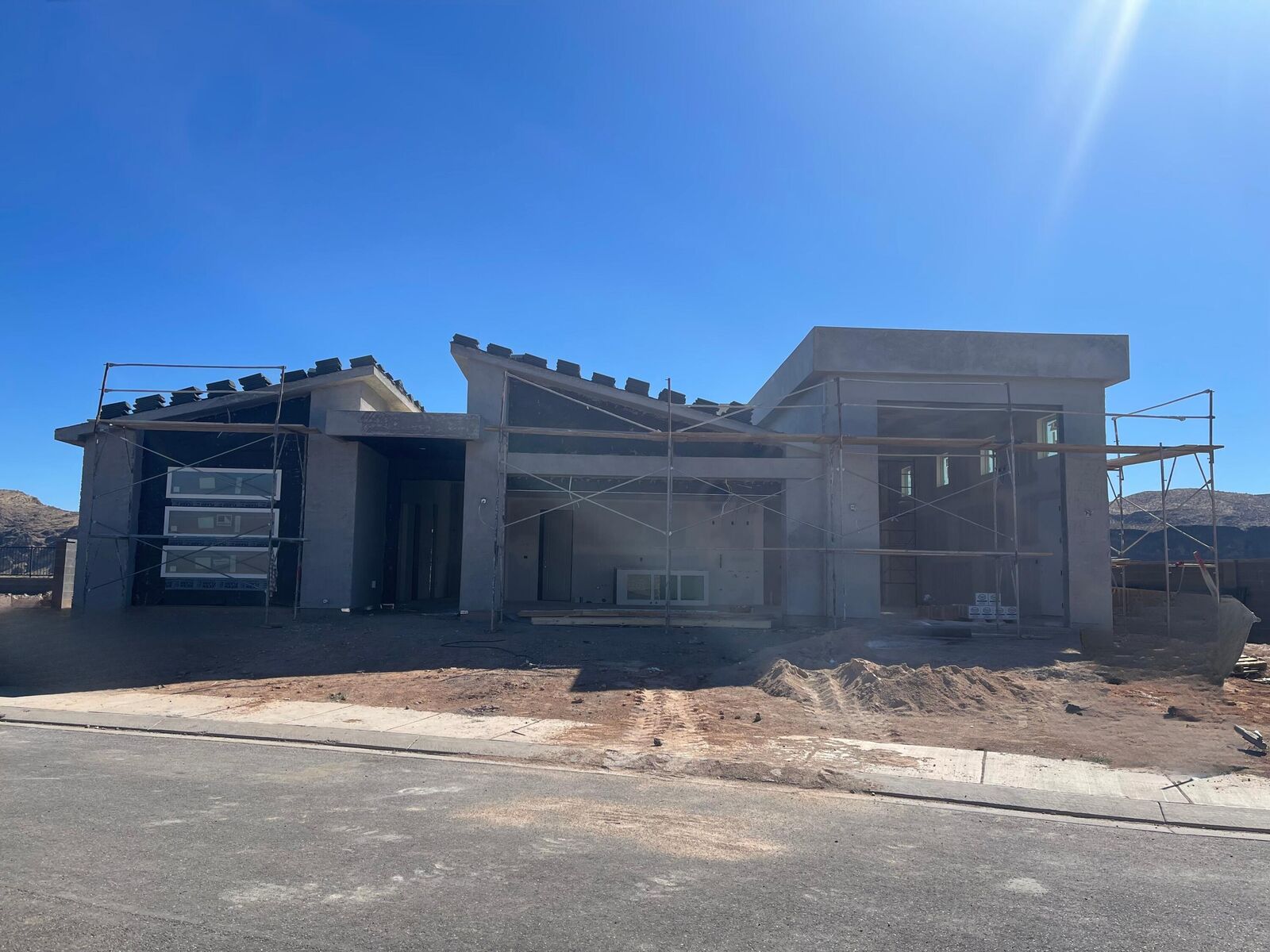 Property Photo:  1178 N Florence Cir  UT 84737 