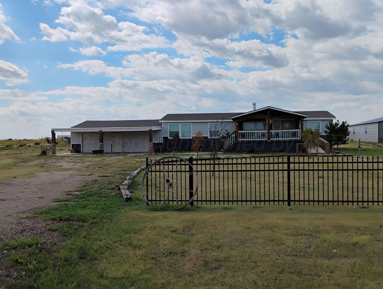 Property Photo:  11000 Fox Street  TX 79118-5563 