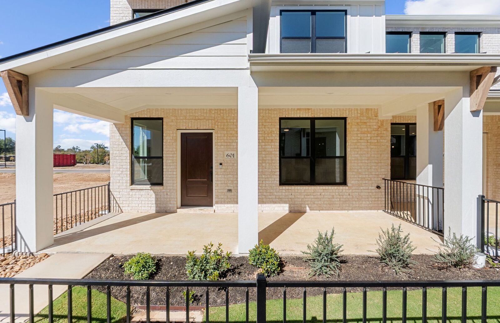 Property Photo: 1280 E Main Street 601 TX 78664