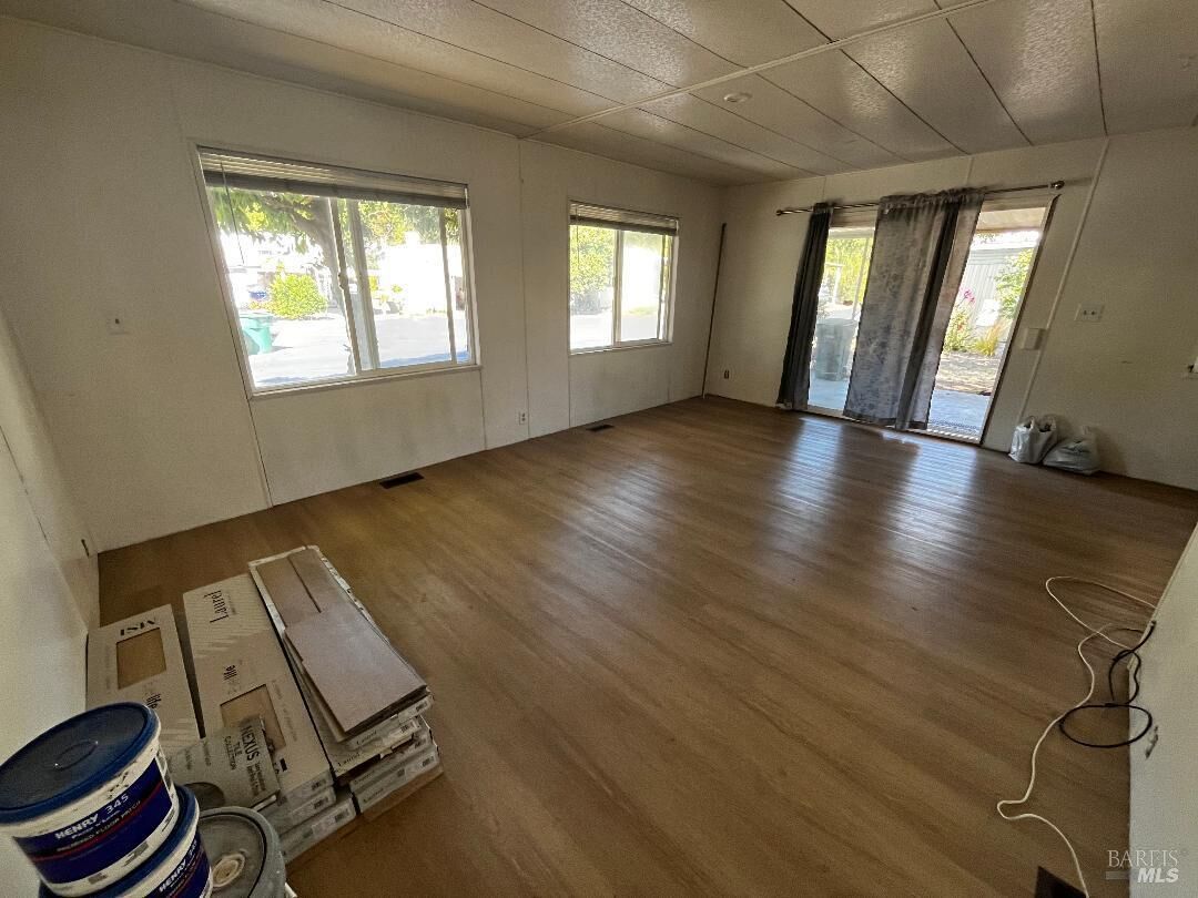 Property Photo: 264 Manuella Lane CA 95476