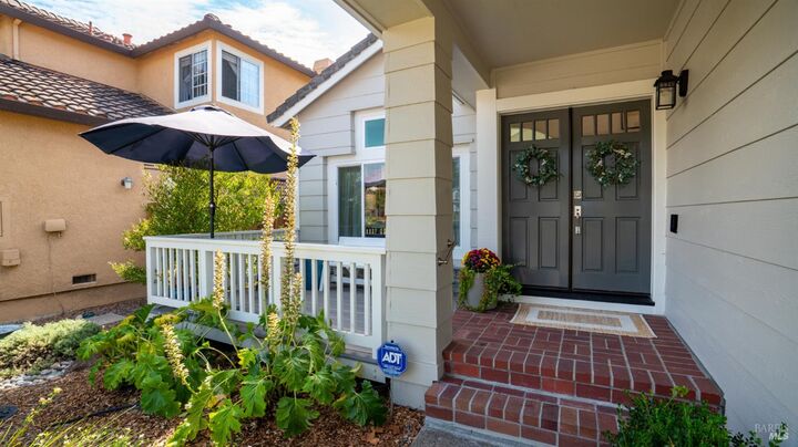 Property Photo: 523 Greenwich Street CA 94954
