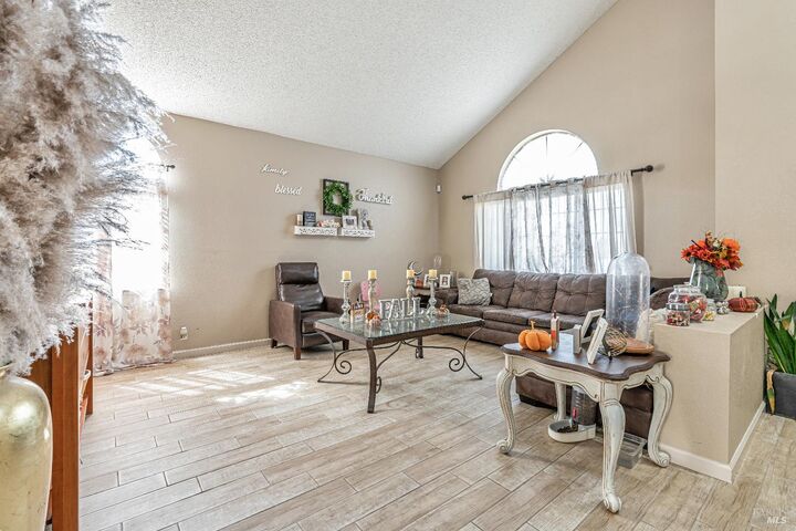 Property Photo: 301 Childs Court CA 94585
